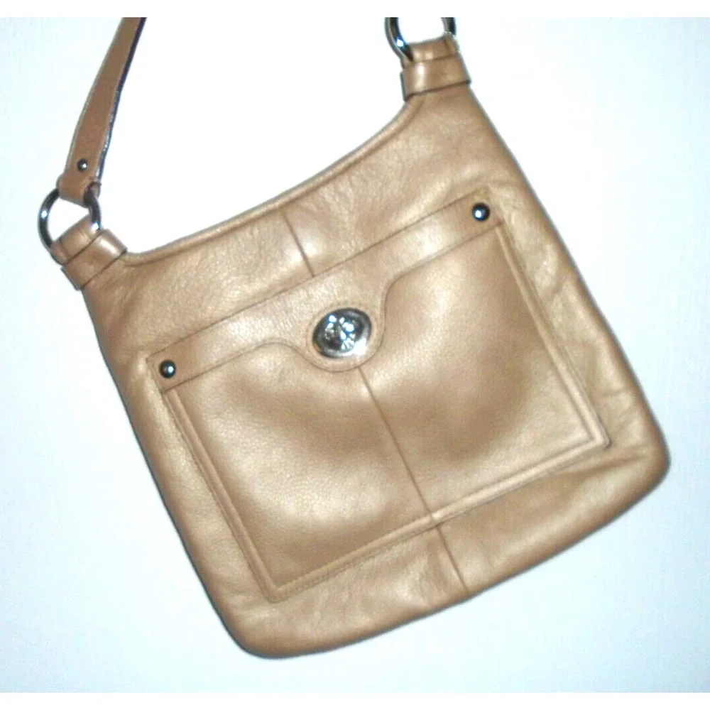 COACH Leather Crossbody Bag Penelope  Slim Champagne Metallic  F16533  Hipster